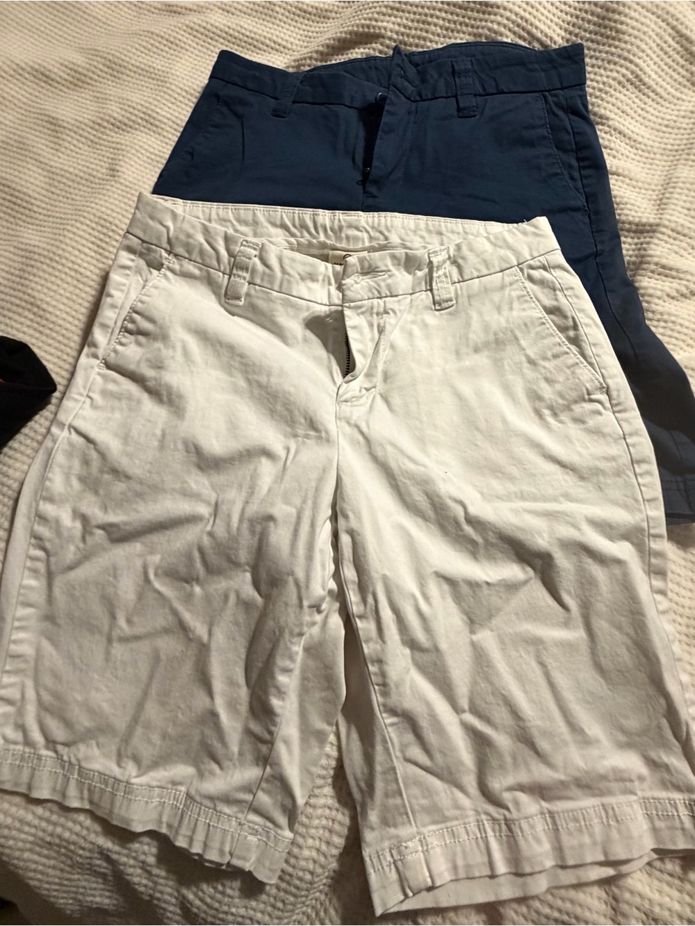 Magellan Bermuda shorts lot 2 pair (navy & white) low rise size 2